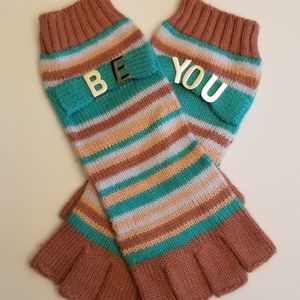 NWOT BCBGENERATION BE YOU Knit Gloves OSFA